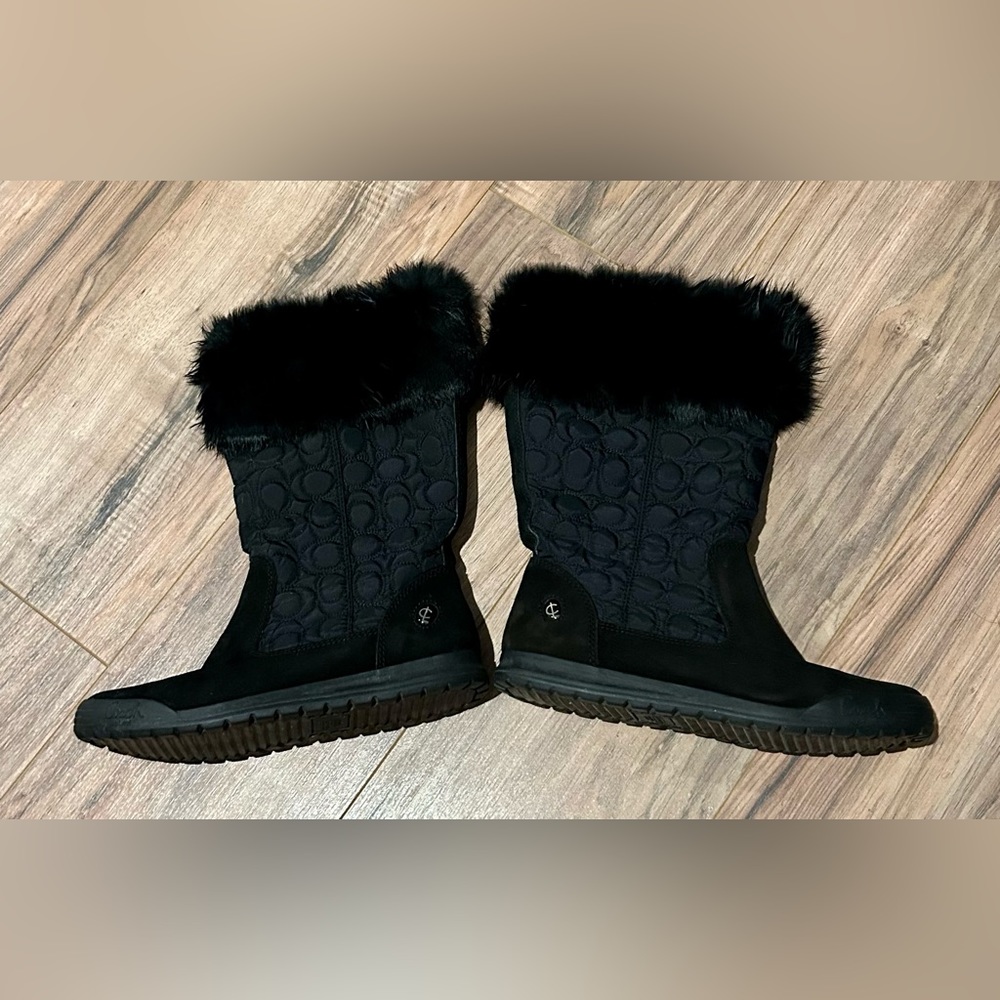 Coach Talen Snow Boots size 8